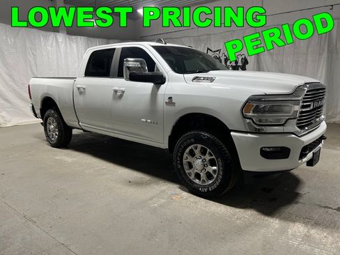Used 2024 RAM 2500 Laramie w/ Safety Group AWD/4WD image 1