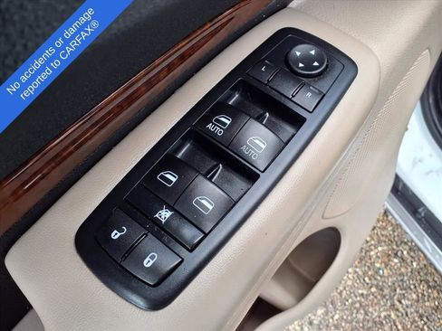 Used 2015 Dodge Durango Limited image 16