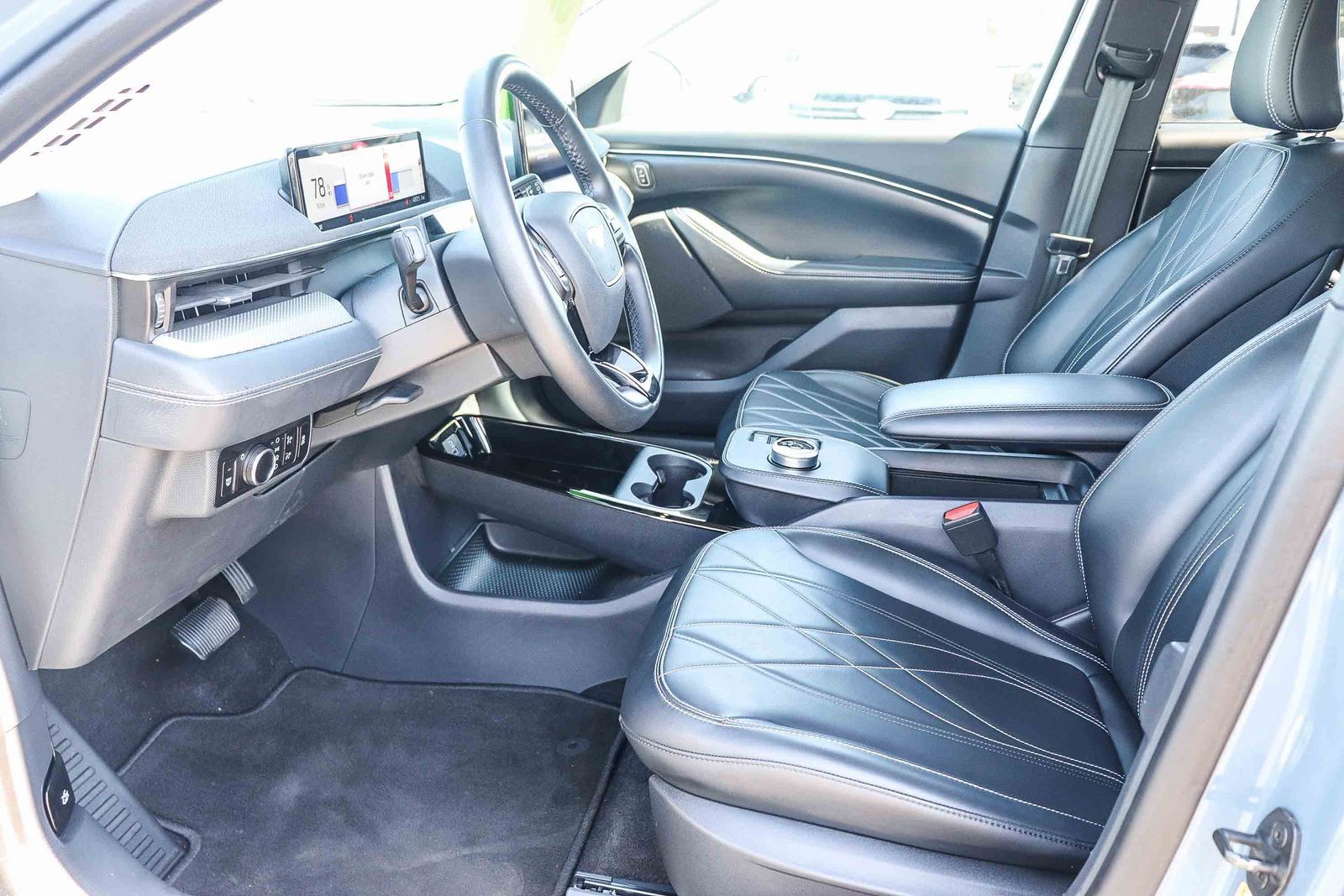 Used 2023 Ford Mustang Mach-E Select RWD image 18
