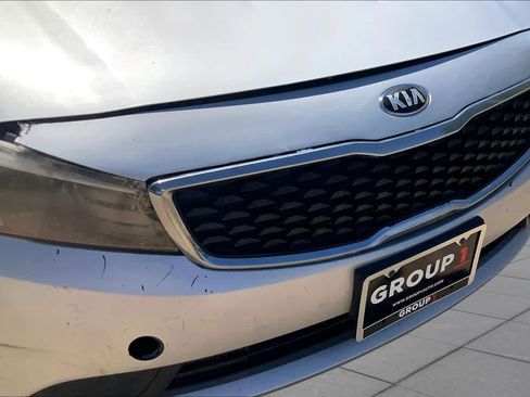 Used 2018 Kia Forte LX FWD image 34