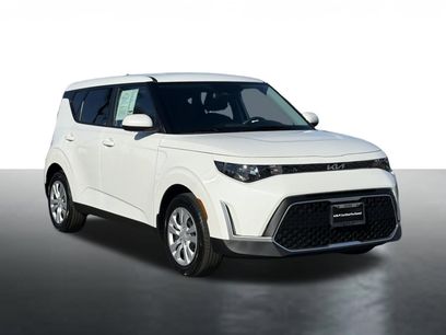 Certified 2025 Kia Soul LX