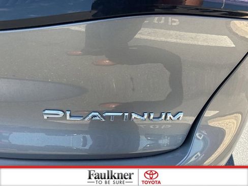 Used 2026 Toyota Crown Platinum AWD/4WD image 25