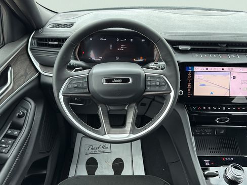 New 2026 Jeep Grand Cherokee Altitude AWD/4WD image 16