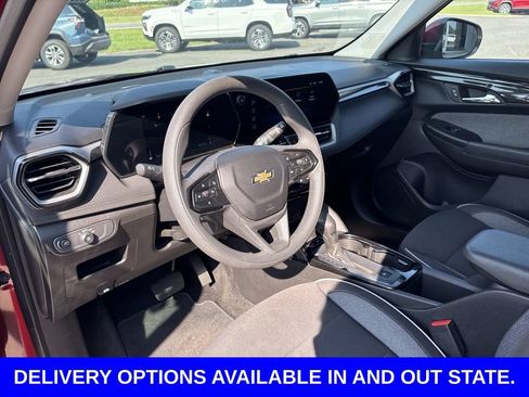 Used 2025 Chevrolet TrailBlazer LT AWD/4WD image 10