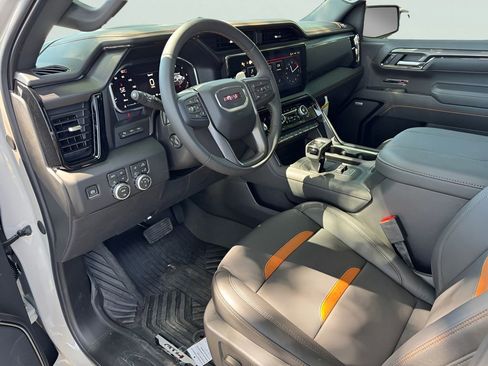 New 2026 GMC Sierra 1500 AT4 w/ AT4 Premium Package AWD/4WD image 8