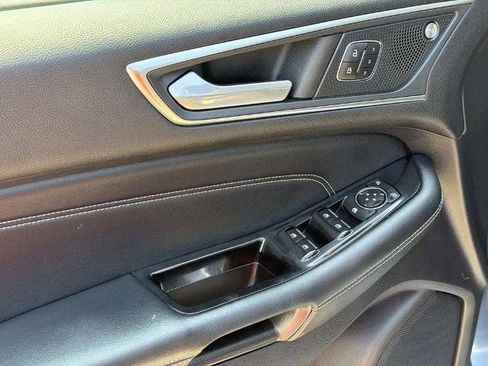 Certified 2019 Ford Edge Titanium FWD image 20