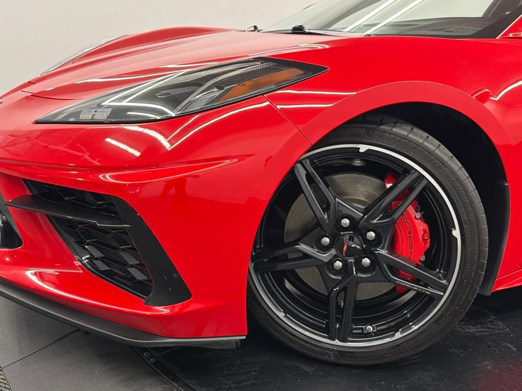 Used 2021 Chevrolet Corvette Stingray Premium Cpe w/ Z51 Performance Package RWD image 5