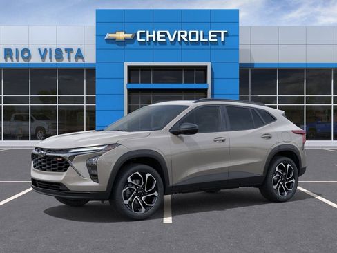New 2026 Chevrolet Trax RS w/ Sunroof Package FWD image 6