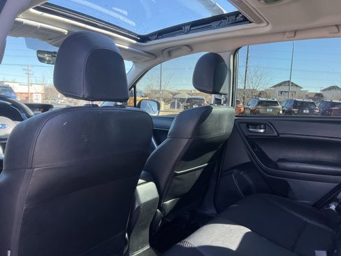Used 2018 Subaru Forester 2.5i Premium image 23