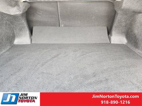 Used 2025 Toyota Camry LE FWD image 31