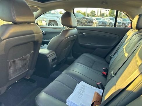 Used 2010 Chevrolet Malibu LT w/ HFV6 Engine Package FWD image 11