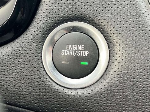 Used 2025 Cadillac XT5 Sportv w/ Technology Package image 27