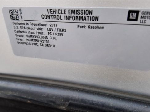 Used 2017 Cadillac XTS Luxury image 27