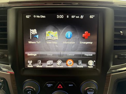 Used 2014 RAM 1500 Laramie w/ Convenience Group image 30