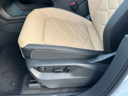 New 2026 Volkswagen Atlas Cross Sport SE AWD/4WD image 25