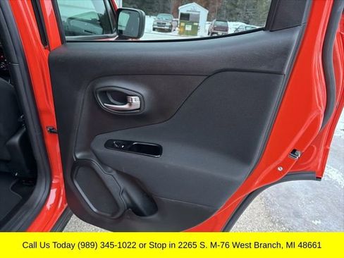 Used 2021 Jeep Renegade Latitude image 36
