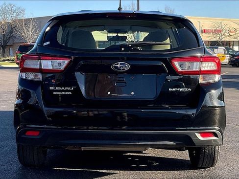 Used 2018 Subaru Impreza 2.0i image 3