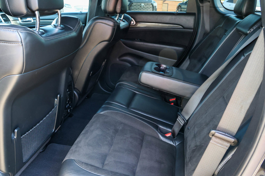 Used 2020 Jeep Grand Cherokee Trackhawk AWD/4WD image 18