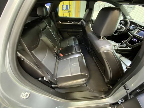 Used 2025 Cadillac XT5 Premium Luxury image 31