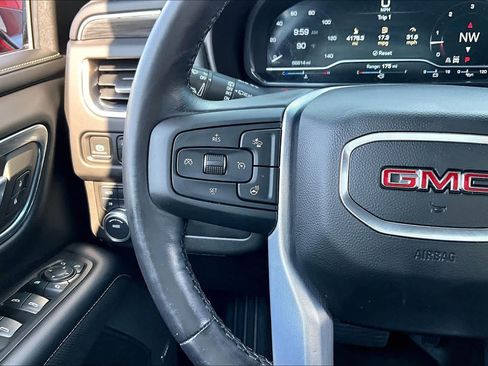 Used 2022 GMC Yukon XL SLT w/ SLT Premium Package AWD/4WD image 24