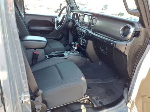 Used 2023 Jeep Wrangler Unlimited Sport AWD/4WD image 17