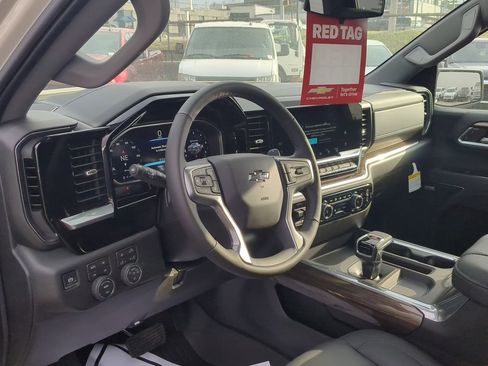Used 2026 Chevrolet Silverado 1500 RST w/ RST All Star Premium Package image 10