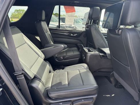 Used 2023 GMC Yukon Denali AWD/4WD image 34