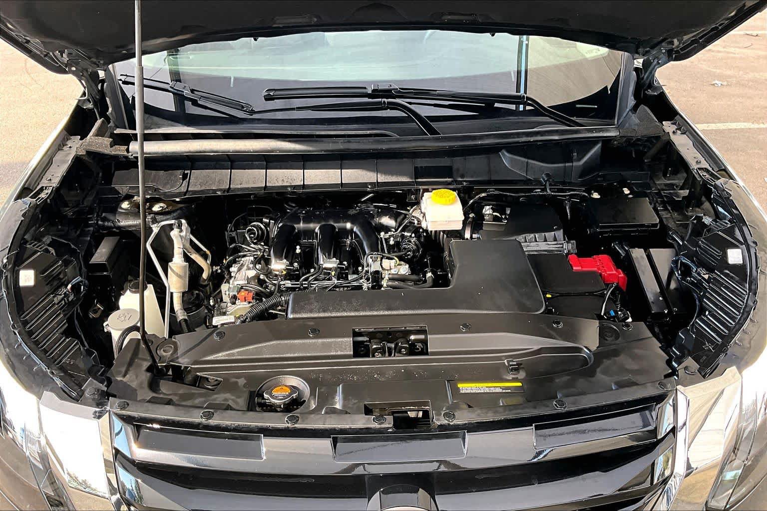 Certified 2025 Nissan Pathfinder S FWD image 31
