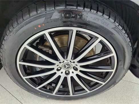 Used 2025 Mercedes-Benz GLS 450 4MATIC image 63