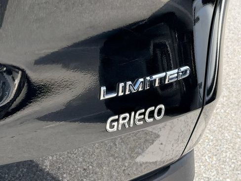 Used 2024 Toyota Grand Highlander AWD Hybrid image 16