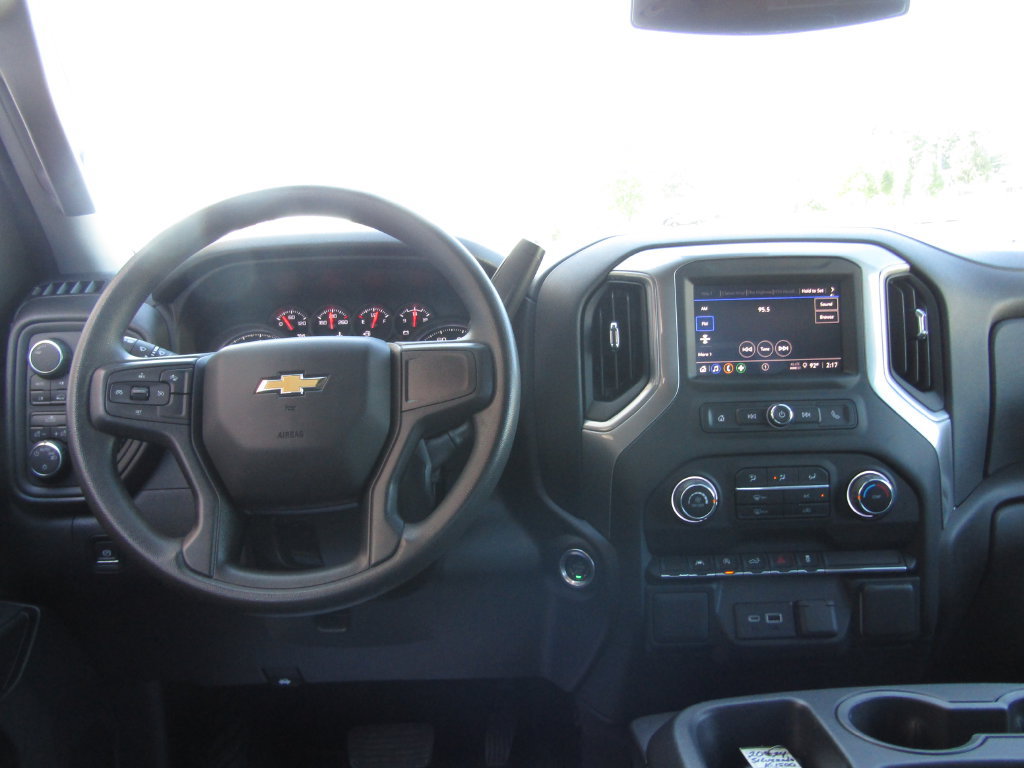 Used 2024 Chevrolet Silverado 1500 Custom AWD/4WD image 5