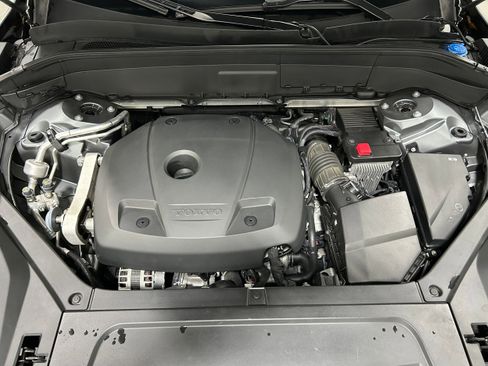 Used 2020 Volvo XC90 T6 Momentum image 17