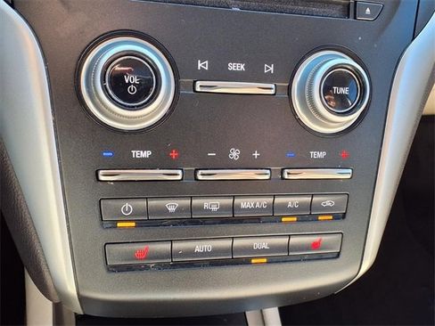 Used 2017 Lincoln MKC Select w/ Select Plus Package image 19