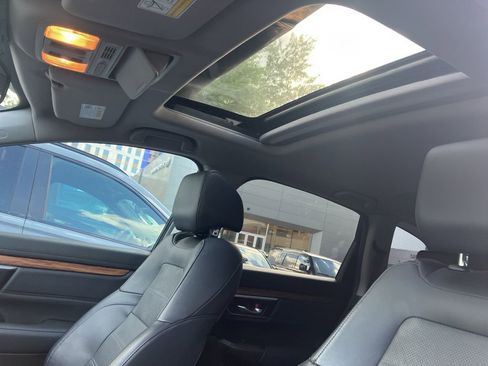 Used 2021 Honda CR-V Touring image 16