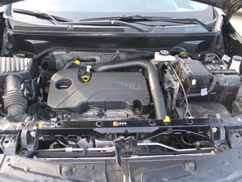 Used 2024 Chevrolet Equinox LT image 17