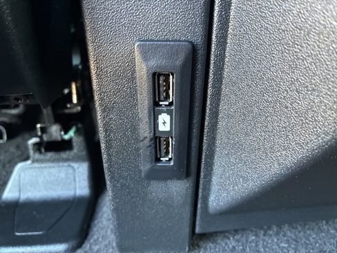 Used 2020 Ford F150 XLT image 26