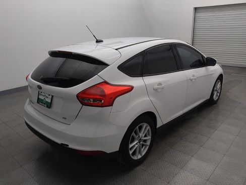 Used 2017 Ford Focus SE image 9