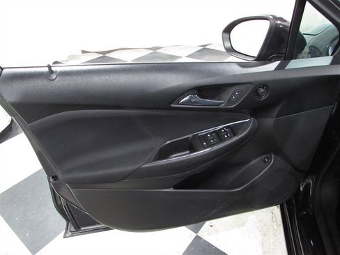 Used 2017 Chevrolet Cruze LT w/ Convenience Package image 57