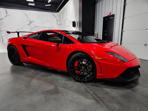 Used 2012 Lamborghini Gallardo LP 570-4 AWD/4WD image 4