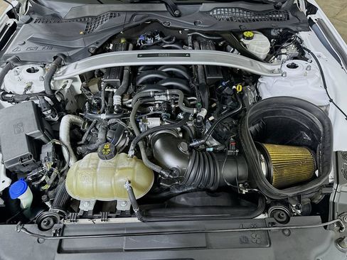 Used 2022 Ford Mustang Mach 1 w/ Mach 1 Handling Package RWD image 10