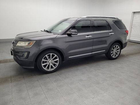 Used 2016 Ford Explorer Limited image 2