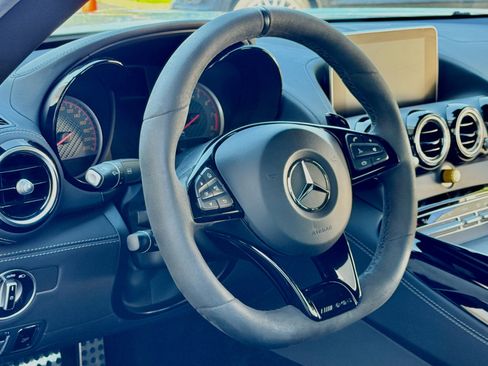 Used 2018 Mercedes-Benz AMG GT R image 54