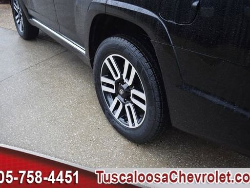 Used 2023 Toyota 4Runner Limited image 15