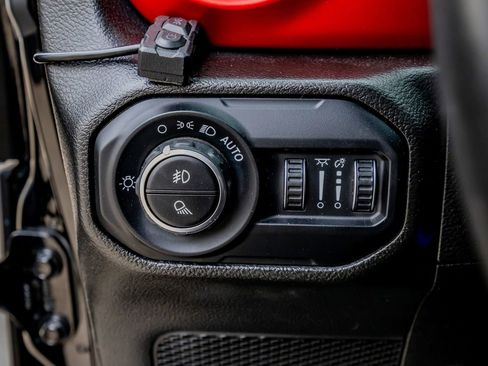 Used 2022 Jeep Gladiator Rubicon w/ LED Lighting Group image 20