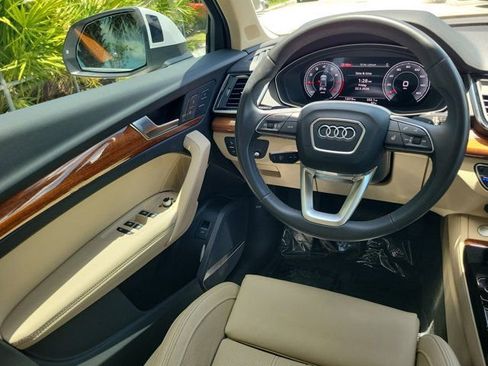 Used 2023 Audi Q5 2.0T Premium Plus w/ Premium Plus Package AWD/4WD image 12