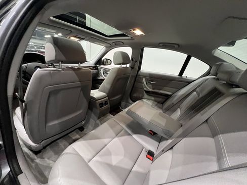 Used 2011 BMW 328i xDrive Sedan image 31