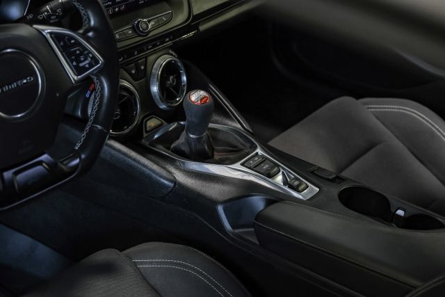 Used 2021 Chevrolet Camaro LT RWD image 22