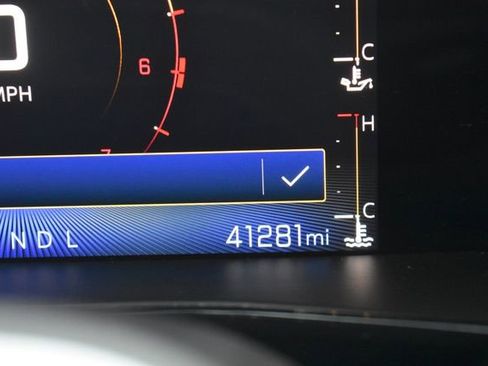 Used 2023 Chevrolet Colorado LT w/ LT Convenience Package II image 16