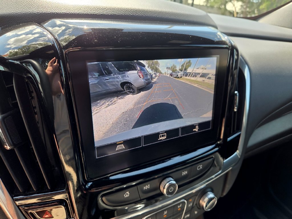 Used 2023 Chevrolet Traverse LT FWD image 34