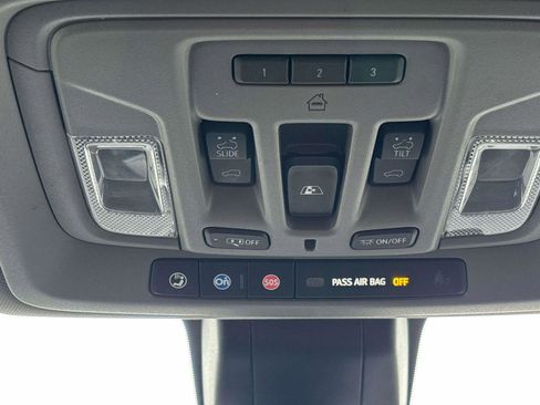 Used 2021 GMC Sierra 1500 SLT w/ SLT Premium Plus Package image 31